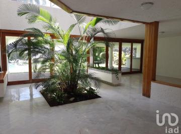 Casa · 392m² · 3 Recámaras · 2 Estacionamientos · Casa en Venta Zona Dorada - Vista Hermosa, Cuernavaca, Morelos.
