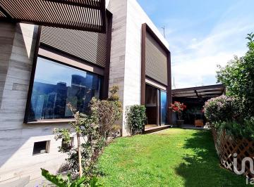 Casa · 640m² · 3 Recámaras · 3 Estacionamientos · Casa en Venta en Santa Fe - Paseo de Las Lomas, Cdmx