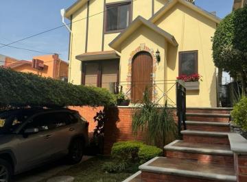Casa · 290m² · 3 Recámaras · 2 Estacionamientos · Casa en Laguna de La Herradura