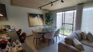 Casa de 3 habitaciones, El Marqués · Zakia. Preventa - Casa con Sala de Tv/estudio y 3 Recamaras