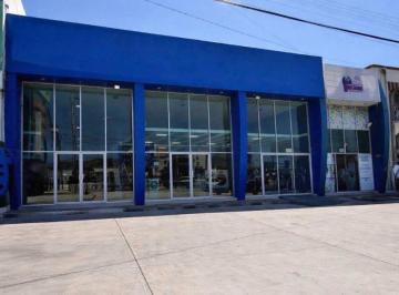 Local comercial , Mazatlán · Amplio Local en Av Transitada, Av Rafael Buelna en Mazatlán!