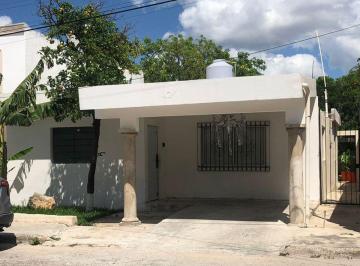 Casa de 4 habitaciones, Mérida · Casa en Venta en Bugambilias, Mérida, Yucatán