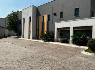 Oficina · 1535m² · 22 Estacionamientos · Oficina en Renta en Miravalle