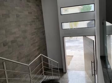 Casa · 420m² · 3 Recámaras · 3 Estacionamientos · Casa en Venta en Zuazua