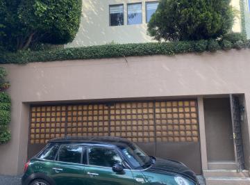 Casa · 662m² · 3 Recámaras · 4 Estacionamientos · Venta de Hermosa Casa en Fuentes del Pescador
