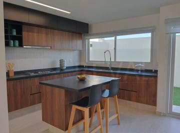 Casa en condominio · 276m² · 3 Recámaras · Casa a Estrenar en Venta en Zibata con Roof Top