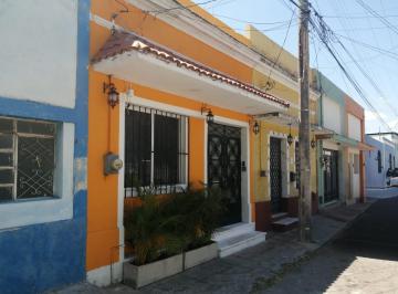 Casa · 214m² · 5 Recámaras · Amplia Casa Amueblada en Venta Merida, Centro Cerca Santa Ana (Avc - 2323)