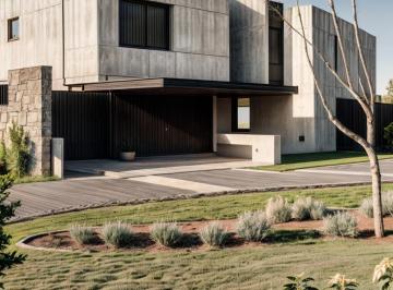 Casa de 4 habitaciones, Querétaro · Lomas del Campanario, Residencia de 4 Habitaciones, Una en Pb, 4 Baños Completos