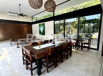 Casa · 500m² · 3 Recámaras · 4 Estacionamientos · Venta de Casa Flor de Maria en Conkal Yucatàn. - (4)