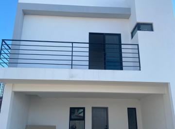 Casa · 147m² · 3 Recámaras · 2 Estacionamientos · Casas de Ensueño en Privada con Vista Panorámica Al Mar. - (4)