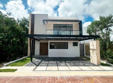 Casa de 3 habitaciones, Benito Juárez · Casa en Renta en Vía Cumbres, Cancún