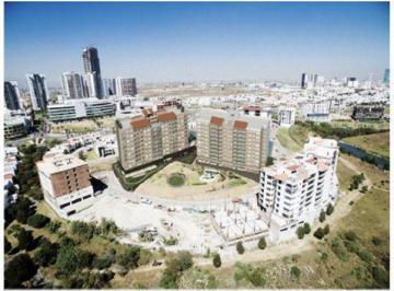 Terreno / Lote · 110m² · Venta de Terreno en Toscana, Zona Sonata (Con Proyecto Incluido Para 104 Departamentos)