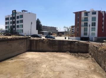 Terreno / Lote · 665m² · Terreno en Venta en Periférico y Boulevard Carmelitas