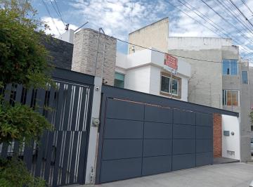 Casa de 3 habitaciones, Guadalajara · Providencia Espléndida Residencia de Lujo en Providencia: 250 m² de Elegancia