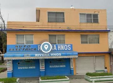 Casa · 108m² · 5 Recámaras · Casa en Venta en Jardines de Santa Clara Sobre Av Circunvalación