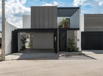 Casa · 277m² · 3 Recámaras · 4 Estacionamientos · Casa en Venta, 3 Recámaras, Sala Doble Altura, Piscina, Dzitya, Mérida, Yucatán