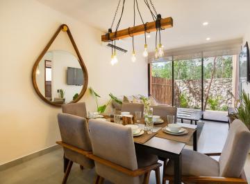 Casa · 248m² · 3 Recámaras · 1 Estacionamiento · Casa en Venta, 3 Recámaras, Piscina, Gym, Tulum, Q Roo.