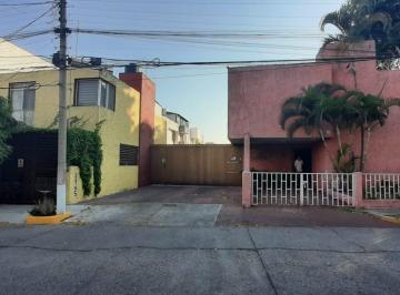 Casa de 3 habitaciones, Zapopan · Hermosa Casa en Renta en La Calma