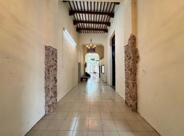 Casa · 430m² · 3 Recámaras · 3 Estacionamientos · Casa en Venta con Facilidades de Pago en Calle 50 en El Centro de Mérida Yucatán - (4)