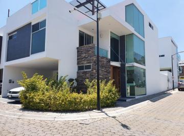 Casa en condominio · 279m² · 3 Recámaras · 2 Estacionamientos · Casa en Venta en Cluster Sao Paulo, Lomas de Angelópolis - (4)