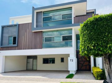 Casa en condominio de 5 habitaciones, San Andrés Cholula · Casa en Venta en Lomas de Angelópolis I