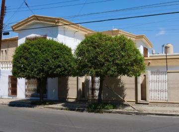 Casa de 5 habitaciones, Monterrey · Casa en Venta Col. Vista Hermosa