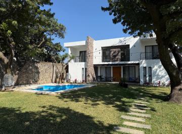 Casa de 4 habitaciones, Cuernavaca · Estrena Moderna Casa Al Norte de Cuernavaca