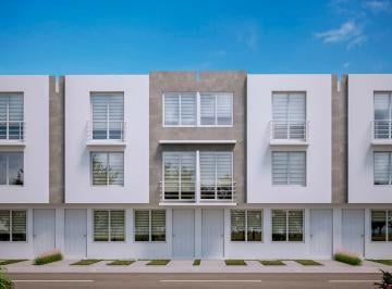 Casa de 2 habitaciones, Tecámac · Venta Casa en Fracc Senderos: 2 Rec, Alberca en Tecamac Ojo de Agua