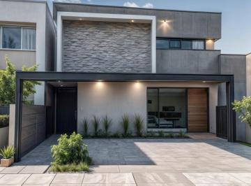 Casa de 3 habitaciones, Querétaro · Lomas de Juriquilla: Residencia en Venta con Alberca Propia, Luxury