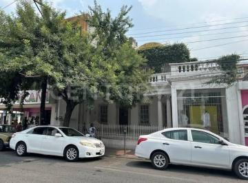 Casa · 435m² · 5 Recámaras · Casa en Venta en Col. Centro Monterrey