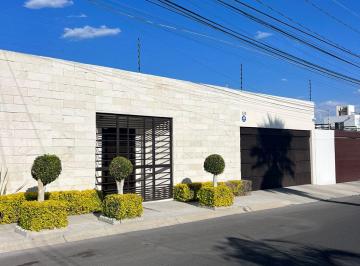 Casa de 3 habitaciones, Querétaro · Casa en Mision San Francisco Juriquilla Ll