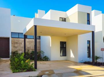 Casa de 3 habitaciones, Conkal · Casa en Venta con 3 Recamaras y Alberca en Conkal, Merida