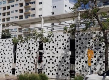 Departamento · 192m² · 3 Recámaras · 2 Estacionamientos · Departamento - Fraccionamiento Vía Montejo