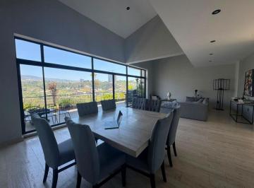 Casa de 3 habitaciones, Huixquilucan · Casa en Venta en Lomas Country Club