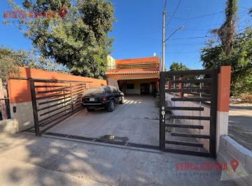 Casa · 114m² · 3 Recámaras · 4 Estacionamientos · Casa - Valle del Rio