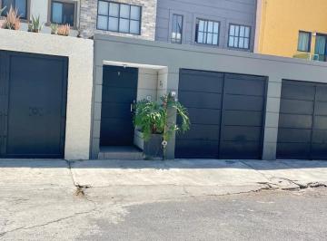 Fachada · Venta de Casa en Fraccionamiento