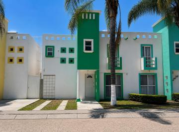 Casa · 129m² · 3 Recámaras · 2 Estacionamientos · Casa en Venta en San Juan El Rio Queretaro
