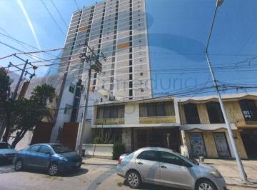 Casa , Monterrey · Casa en Venta con Uso de Suelo Mixto, Cerca de La Uni y Hospital Universitario