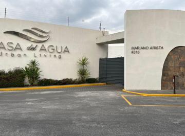 Casa · 281m² · 3 Recámaras · 2 Estacionamientos · Venta Residencia Casa del Agua