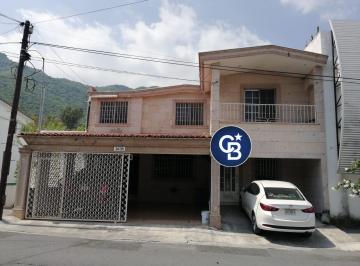 Casa de 4 habitaciones, Monterrey · Casa en Venta del Paseo Residencial Monterrey, N. L.