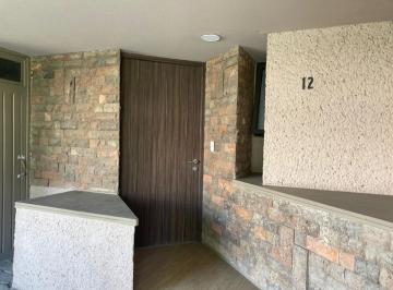 Casa · 340m² · 3 Recámaras · 2 Estacionamientos · Casa - Lomas Country Club