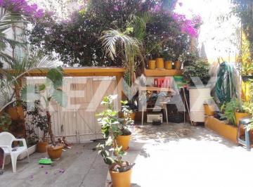 Casa · 240m² · 3 Recámaras · 1 Estacionamiento · Casa en Venta, 3ra Privada de Av del Castillo, Gustavo a Madero, con Cercanía a Transporte Ecol