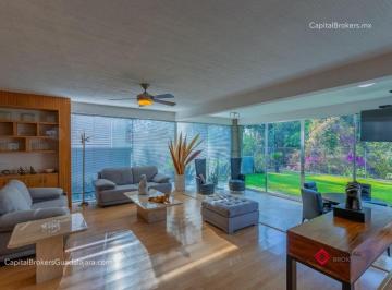 Casa de 4 habitaciones, Zapopan · Casa de Lujo en Venta Fracc. Rinconada Santa Rita. Cerca Consulado Americano