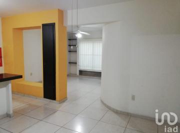 Casa · 261m² · 5 Recámaras · 2 Estacionamientos · Casa en Venta en Colnia Nieto (Lecheros) Boca del Rio Ver.