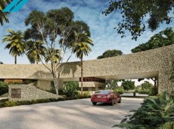 Terreno / Lote · 555m² · Terreno en Venta Merida, Carretera a Progreso Residencial Provincia (Fvt - 1206)