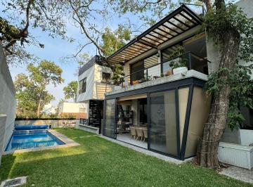 Casa de 4 habitaciones, Cuernavaca · Fracc Zona Norte con Estricta Seguridad