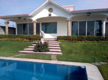 Casa de 3 habitaciones, Cuernavaca · Casa de 1 Nivel en Lomas Tetela