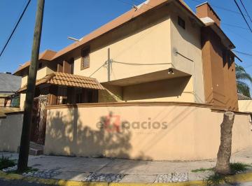 Casa , Monterrey · Casa en Venta Cumbres 4to Sector a Una Cuadra de Av Leones, Monterrey, Nl