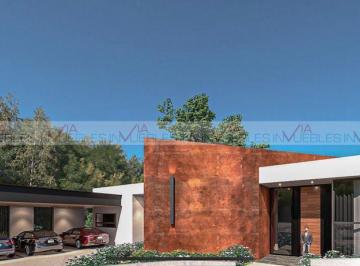 Casa de 4 habitaciones, Monterrey · Casa en Venta en Monterrey