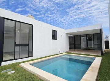 Casa · 197m² · 3 Recámaras · 4 Estacionamientos · Casa en Conkal